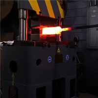 Şam Çelikleri İçin Kullanılan Pres